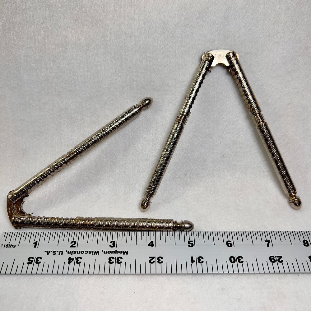 HMQ Seafood Nutcracker Set of 2 Bird Leg Style Quackenbush Vintage 1940’s Metal